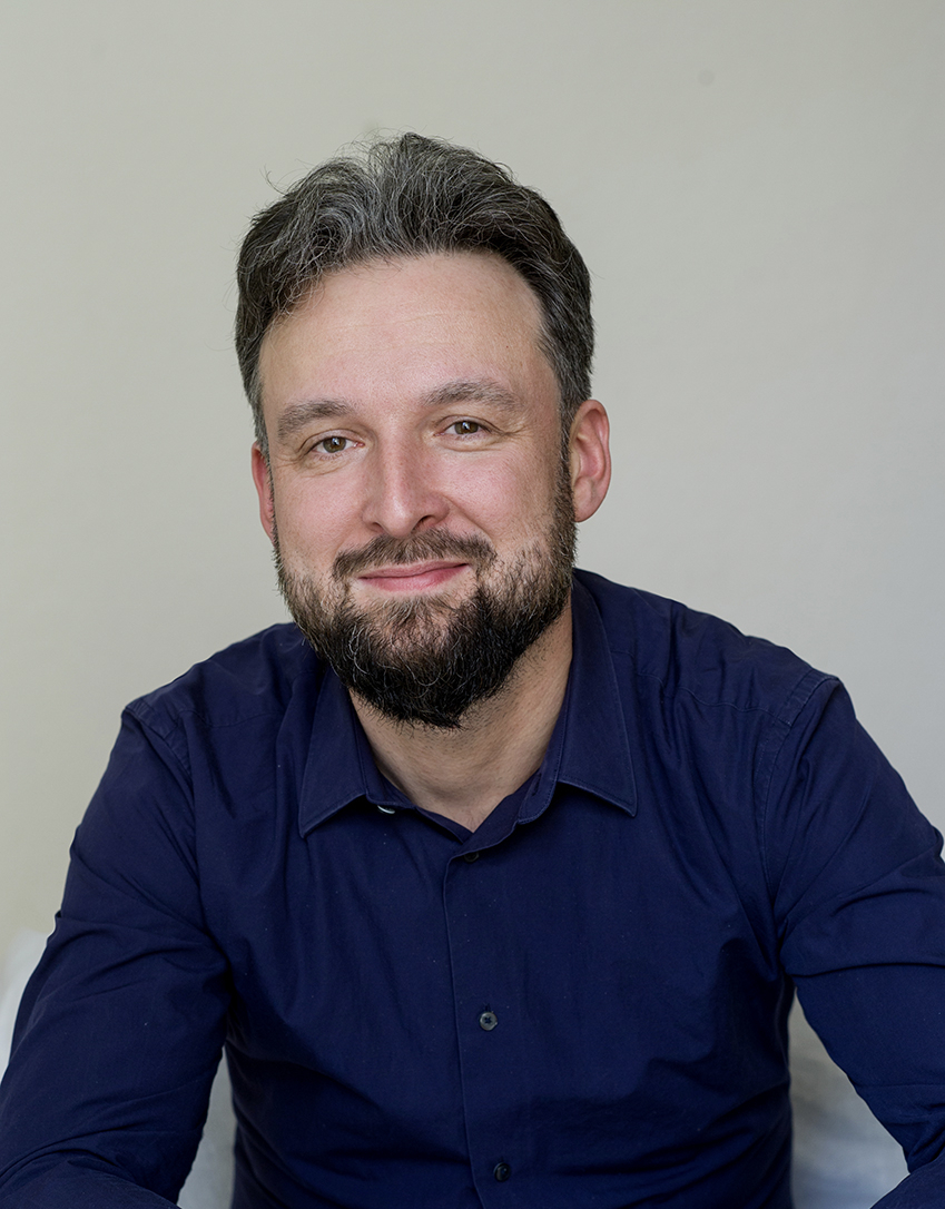 Portrait Prof. Dr. Robert Miller